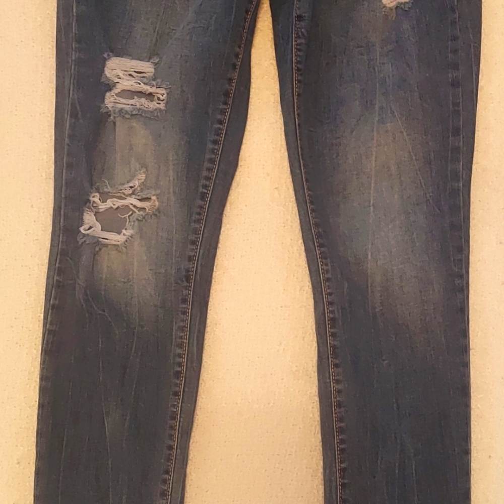 Cropped frayed Aeropostale Jeans